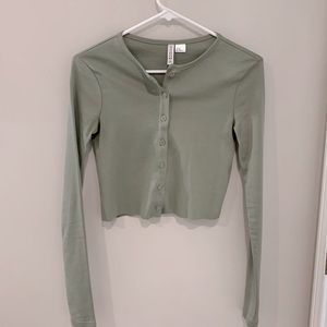 Green cardigan long sleeve top